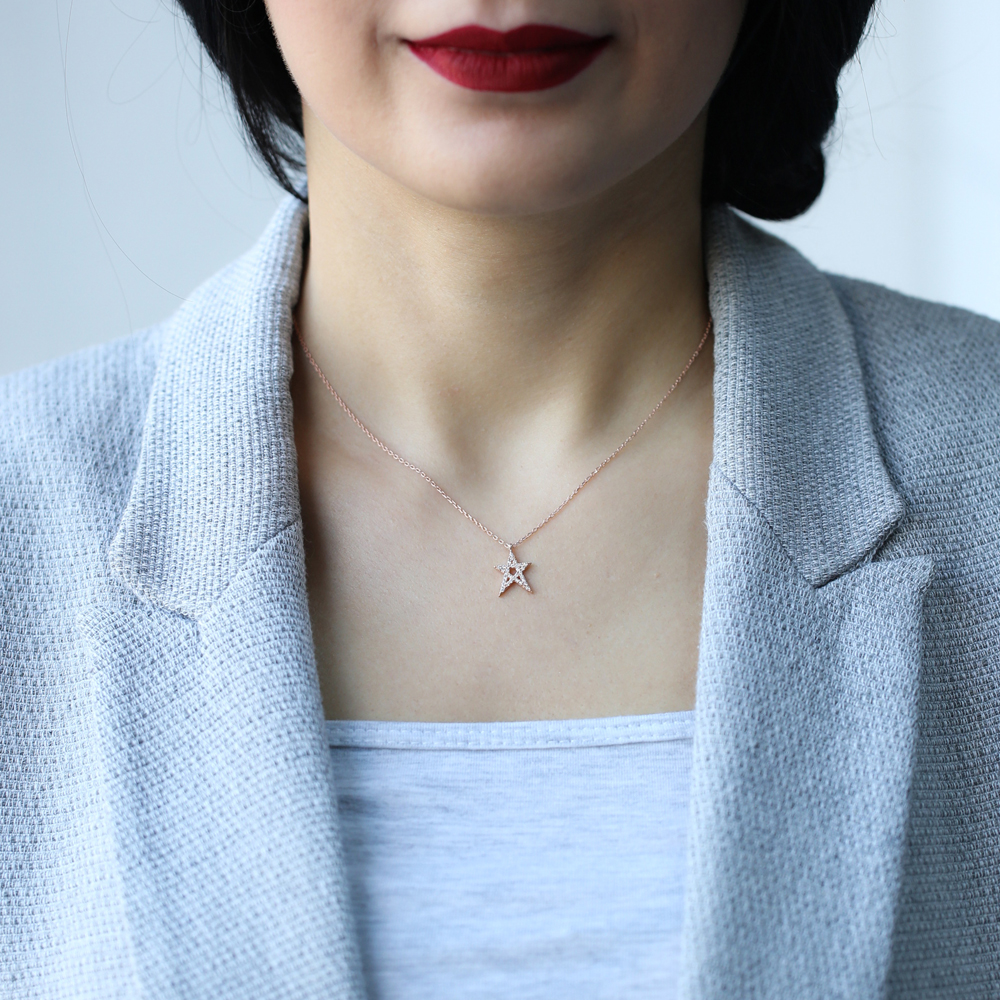 Tiny Star Design Pendant. Wholesale 925 Sterling Silver Jewelry