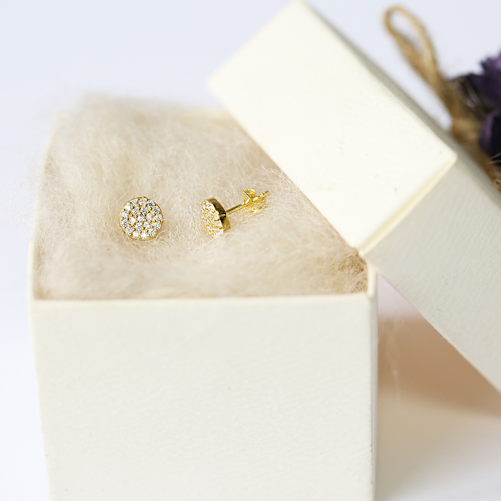 Zircon Stone Minimalist Round Design Silver Stud Earring Wholesale Handcrafted Silver Jewelry