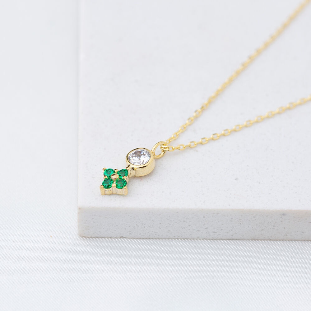 Minimalist Flower Charm Emerald Zircon Stone Necklace Pendant 925 Sterling Silver Jewelry