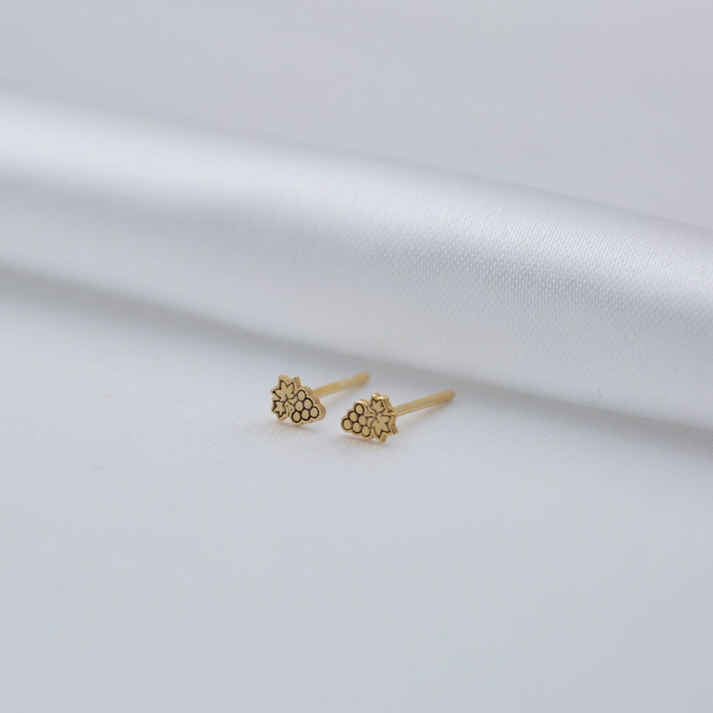 Grape Design Tiny Plain 925 Silver Stud Earrings Jewelry