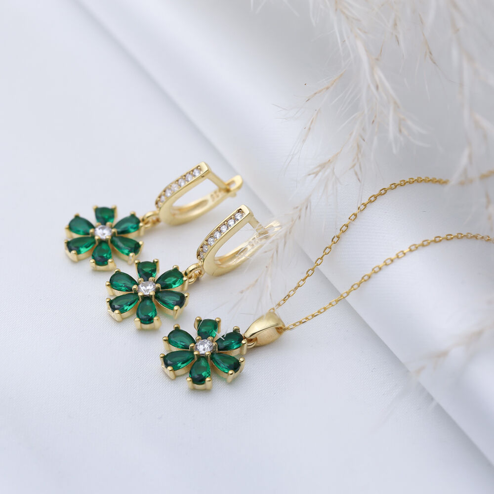 Emerald CZ Stone Flower Design Charm Necklace