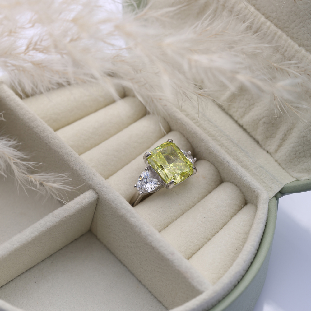 Yellow Citrine CZ Stone Baguette Design Zircon Cluster Ring