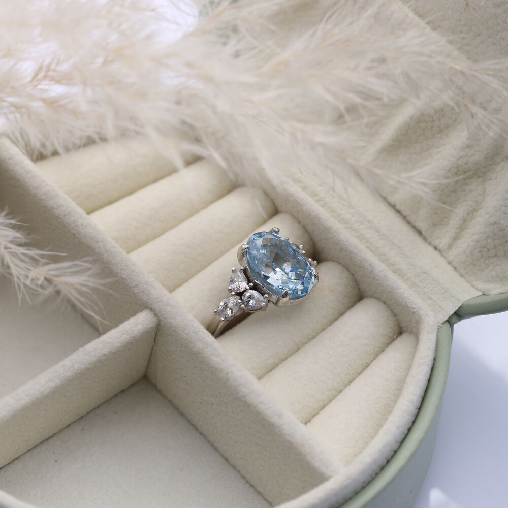 Aquamarine CZ Stone Oval Design Cluster Zircon Ring