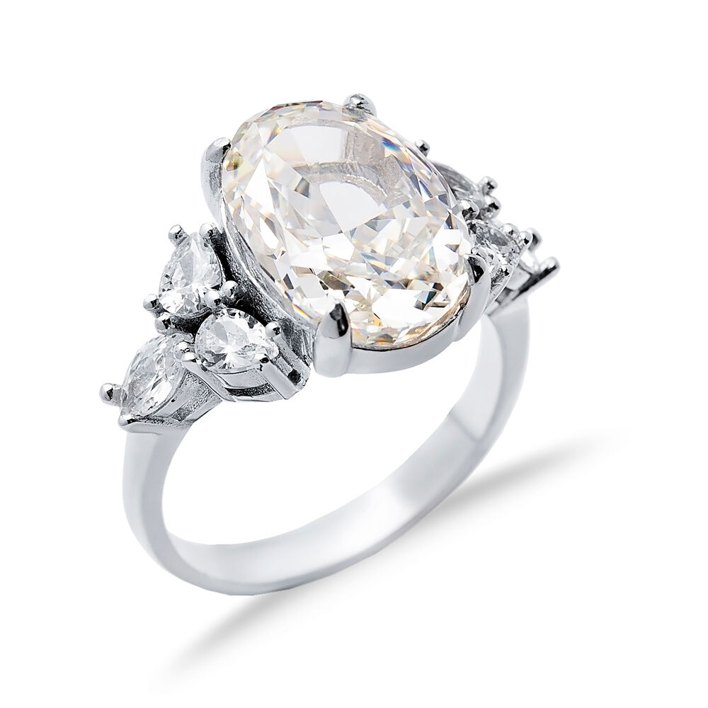 Off White CZ Stone Oval Design Cluster Zircon Ring