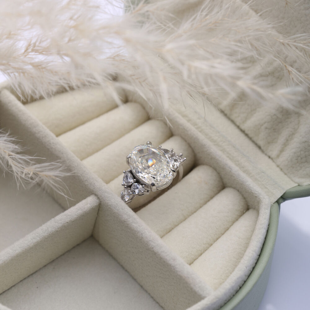 Off White CZ Stone Oval Design Cluster Zircon Ring