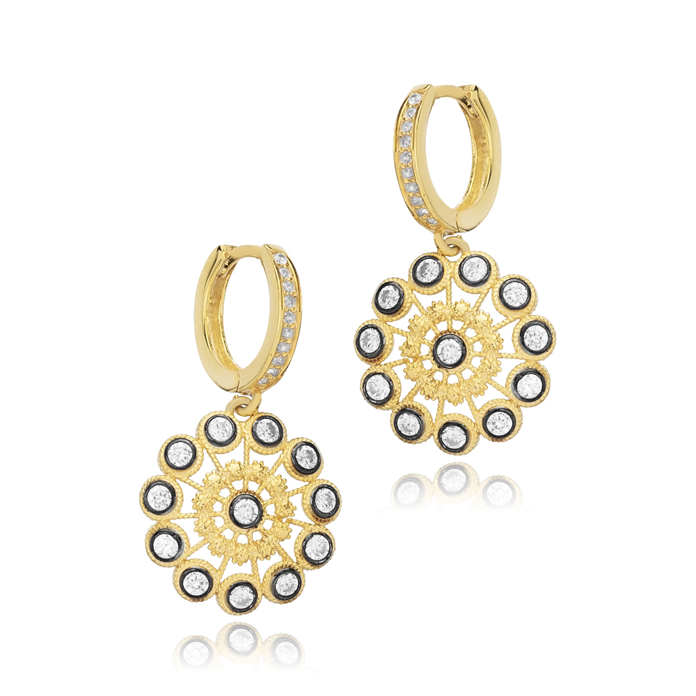Flower Pattern CZ Dangle Earring Black İnk