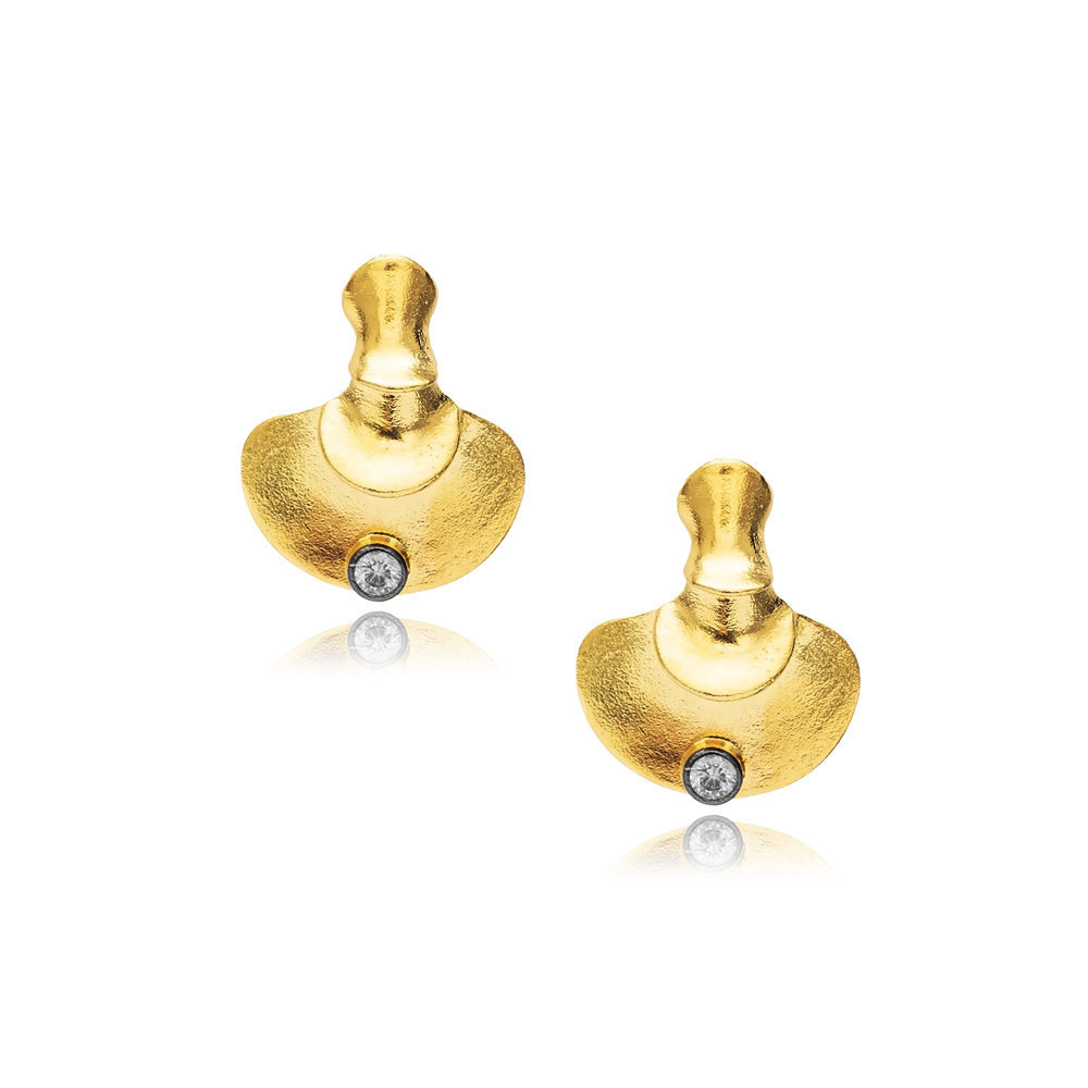 Vintage Design Silver 22K Gold Stud Earrings