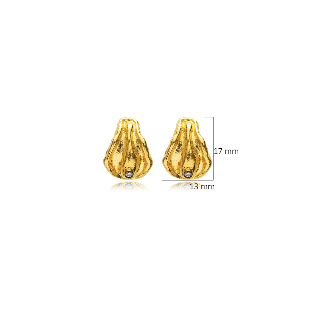 Elegant Vintage Jewelry 22K Stud Earrings