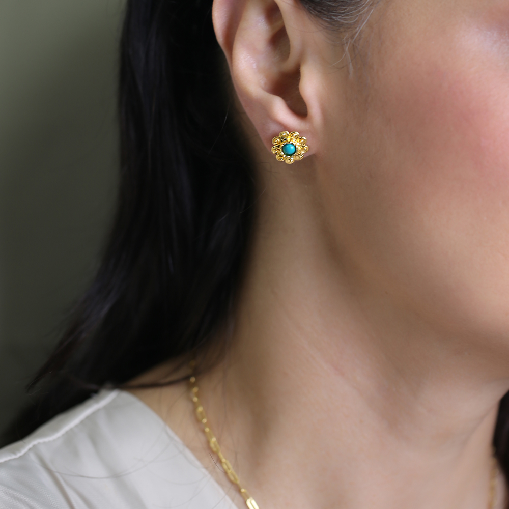 Flower Turquoise Design Vintage 22K Stud Earrings