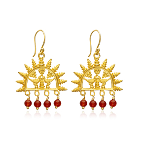 Multiple Agate 22K Gold Vintage Hook Earrings