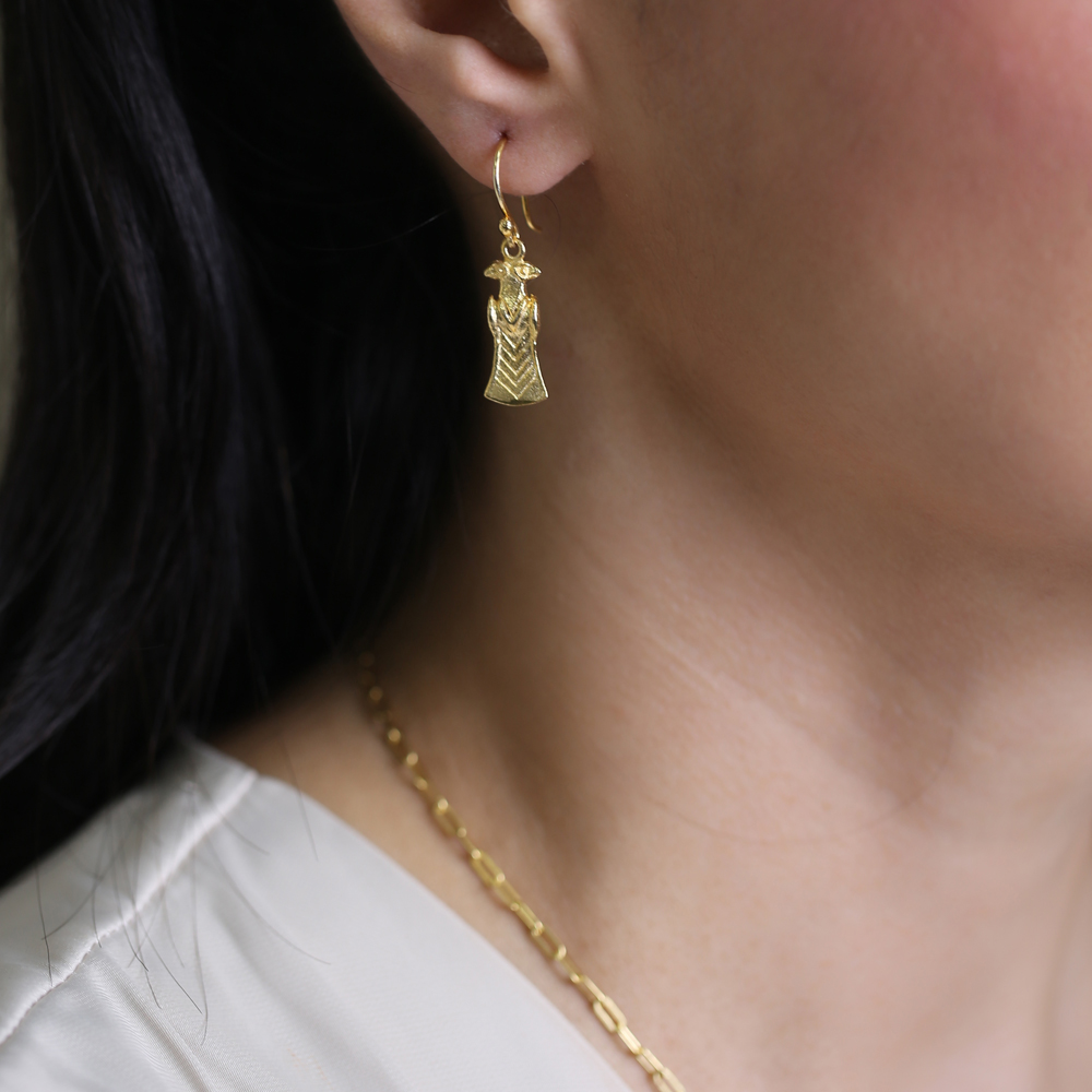 Eagle Design 22K Vintage Hook Earrings
