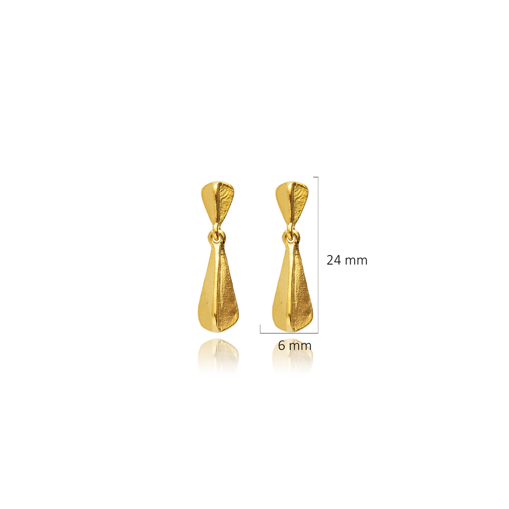 Irregular Design Vintage 22K Stud Earrings