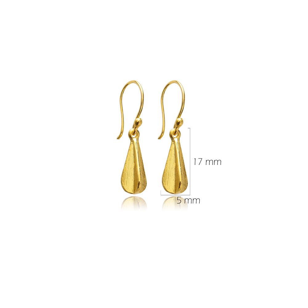 Unique Shape 22K Gold Vintage Hook Earrings