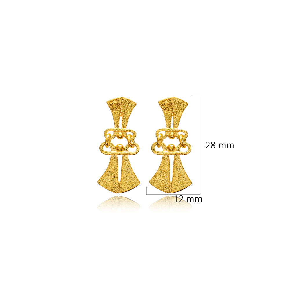 Elegant Charm 22K Gold Stud Vintage Earrings