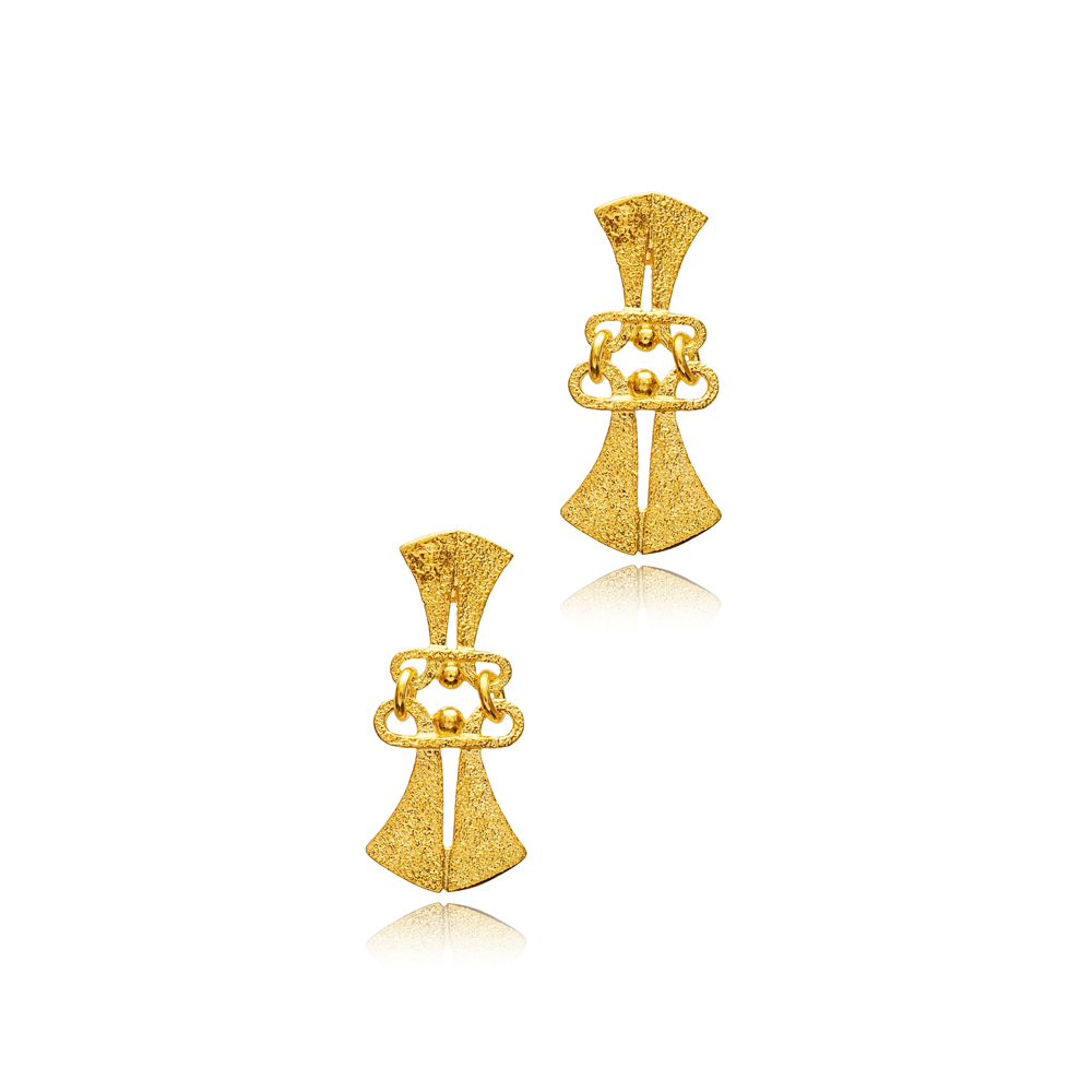 Elegant Charm 22K Gold Stud Vintage Earrings