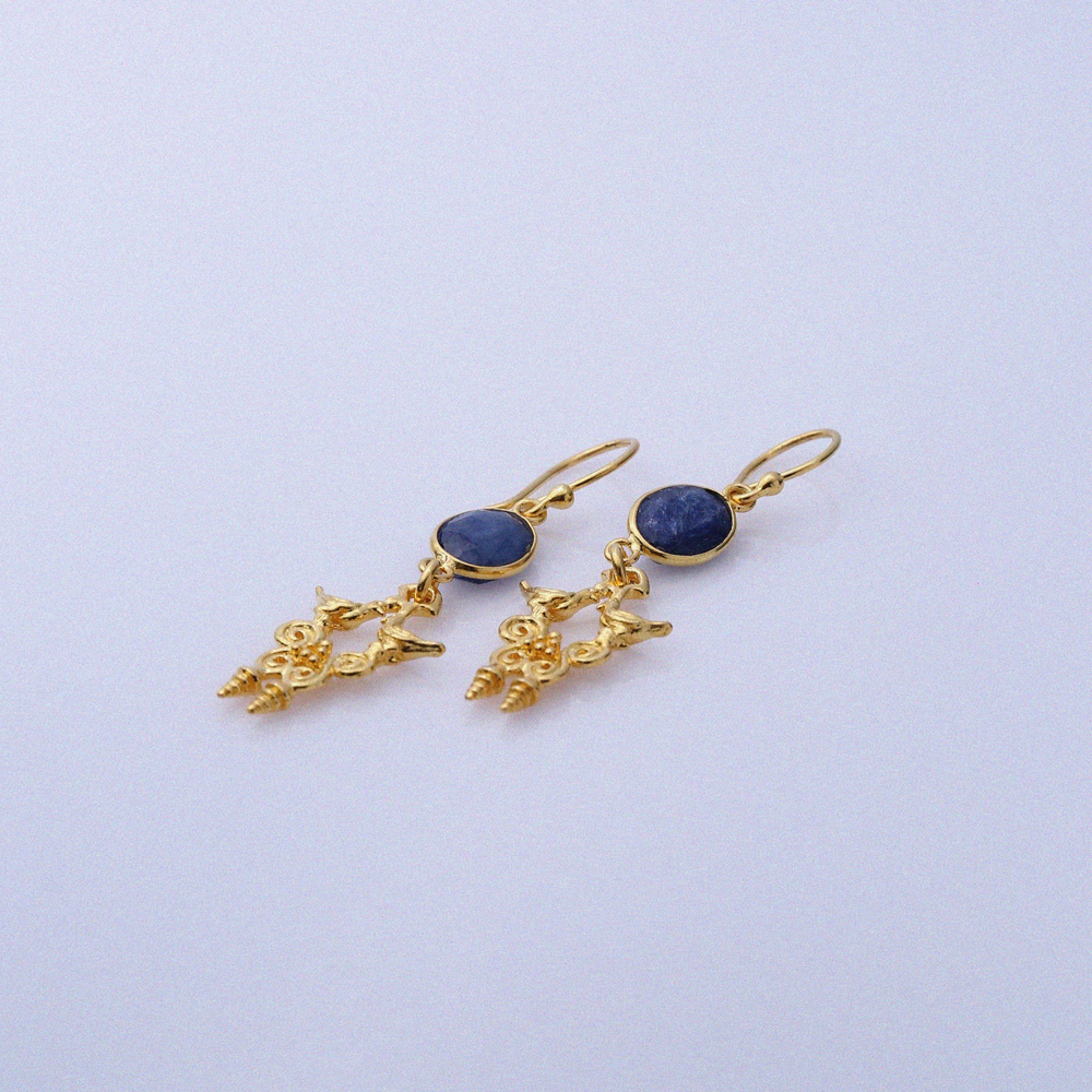 Oval Design Sapphire  Hook 22K Vintage Earrings