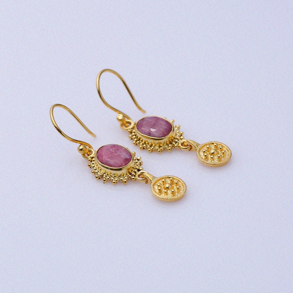 Root Ruby Stone Hook 22K Vintage Earrings