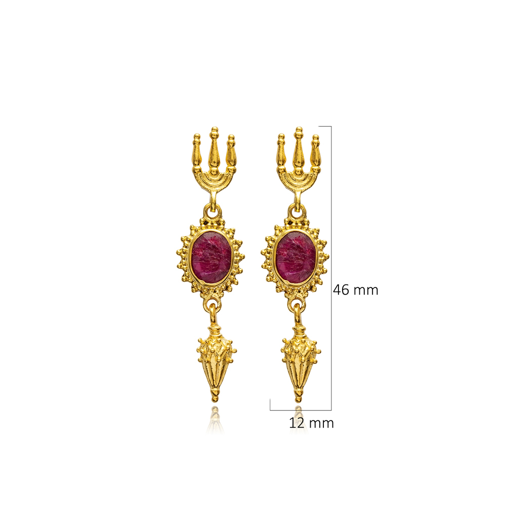 Oval Root Ruby Hook 22K Vintage Earrings