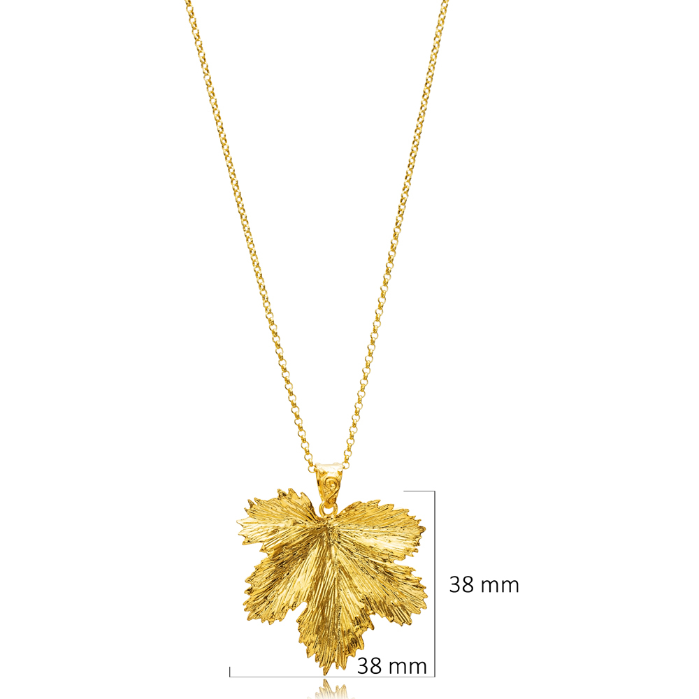 Leaf Design 22K Vintage Necklace Pendant