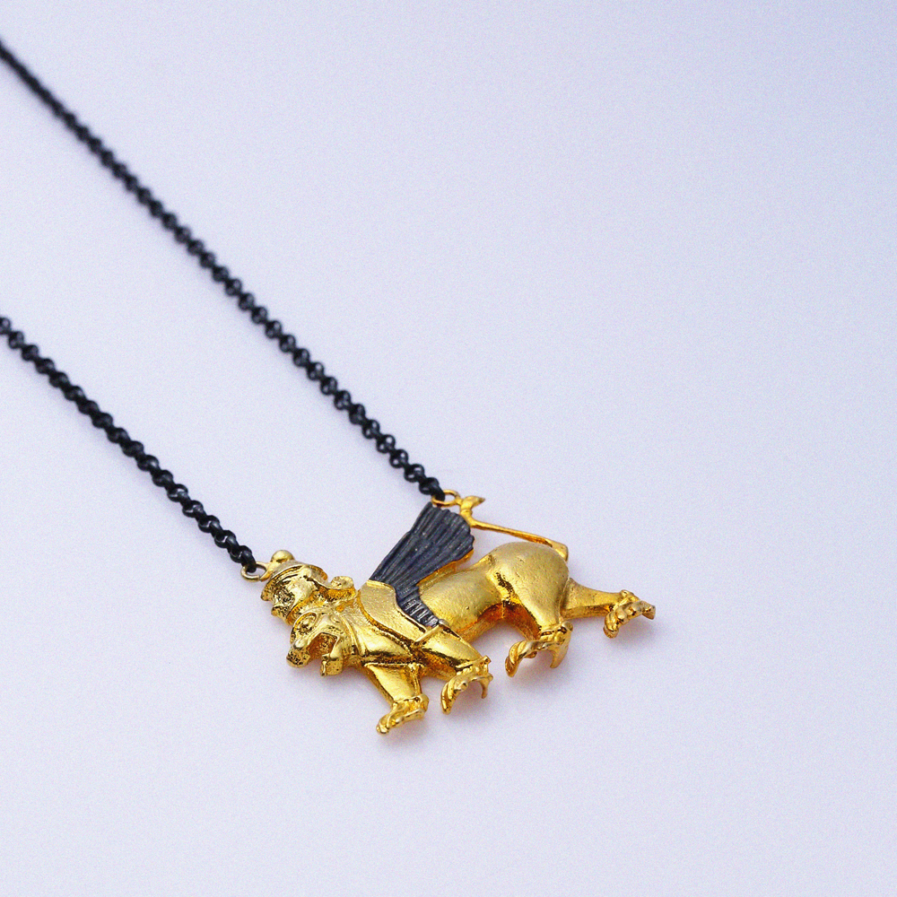 Ancient Animal Symbol 22K Vintage Necklace