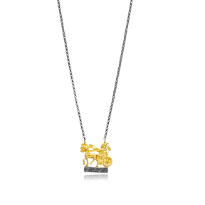 Ancient Chariot Symbol 22K Vintage Necklace