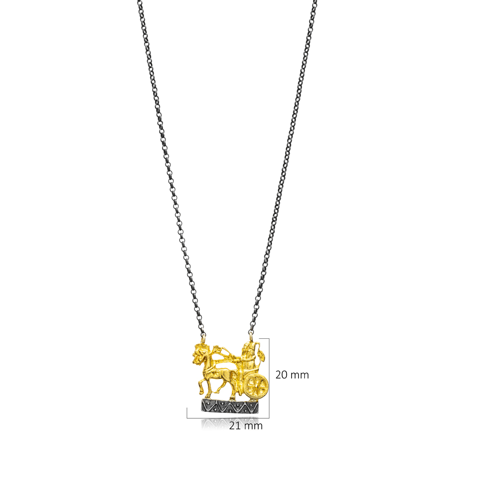 Ancient Chariot Symbol 22K Vintage Necklace