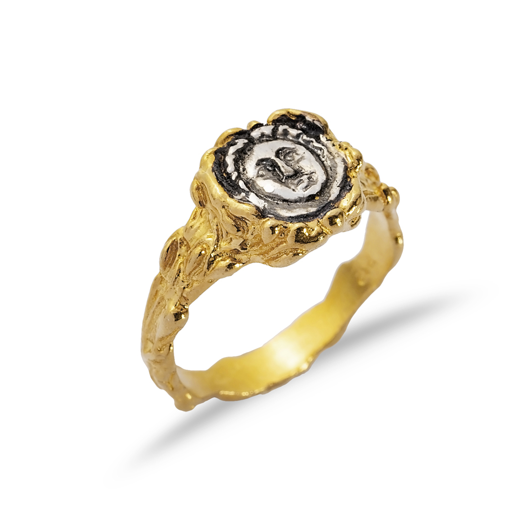 Medallion Design 22K Gold Silver Vintage Ring