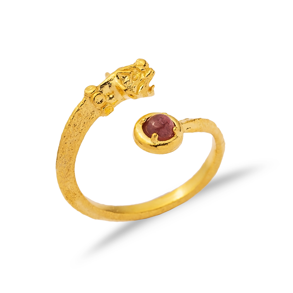 Red Tourmaline Design 22K Gold Vintage Ring