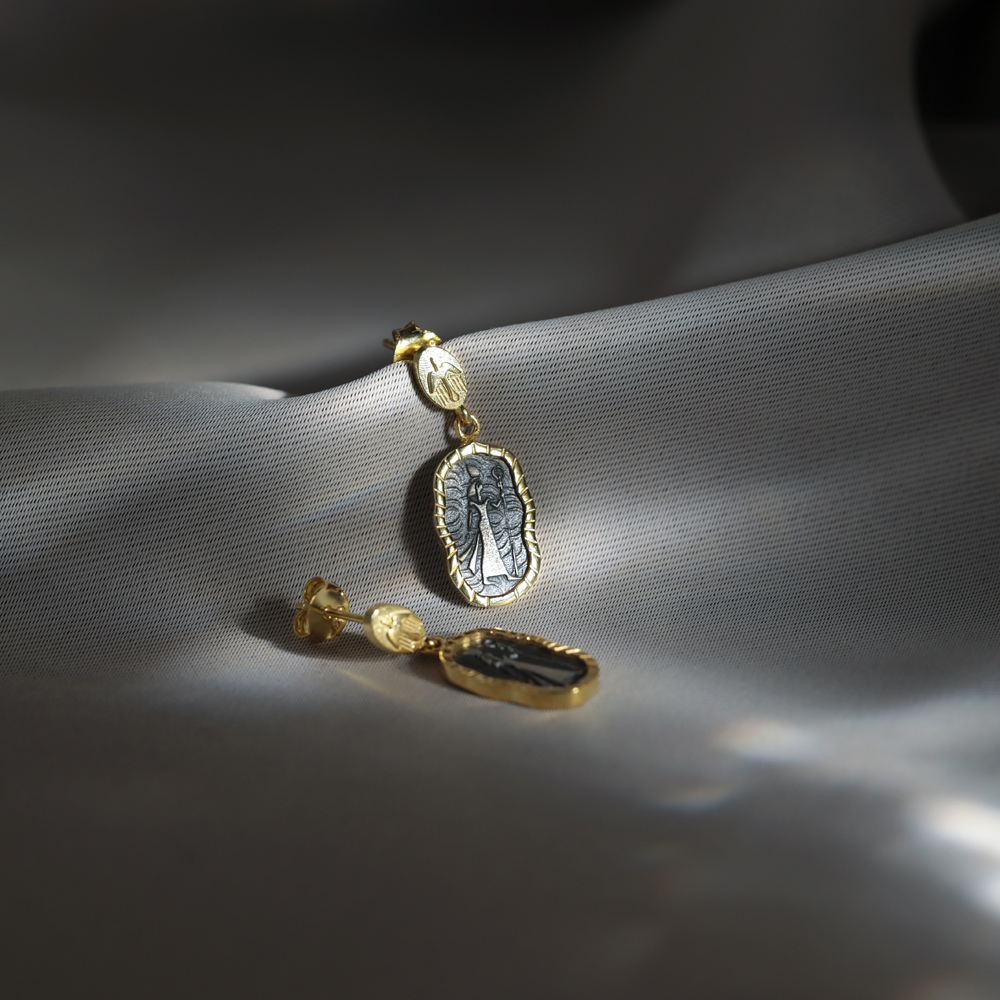 Cleopatra Design 925 Silver Stud Earring