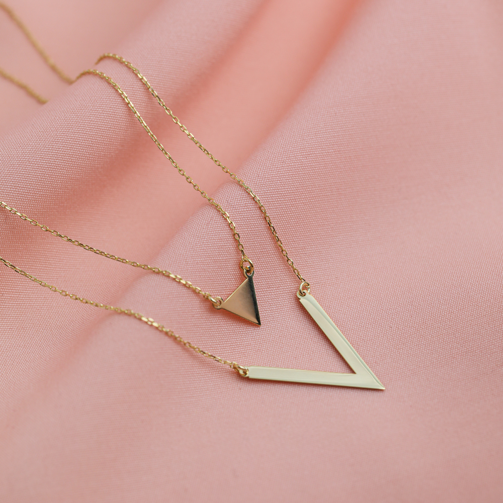Plain Triangle Design Layered Necklace