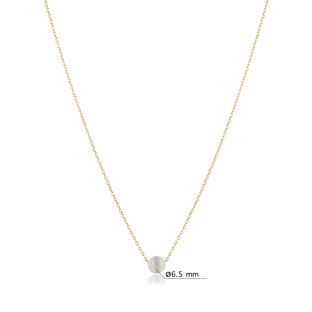 Round White Stone Design Charm Necklace