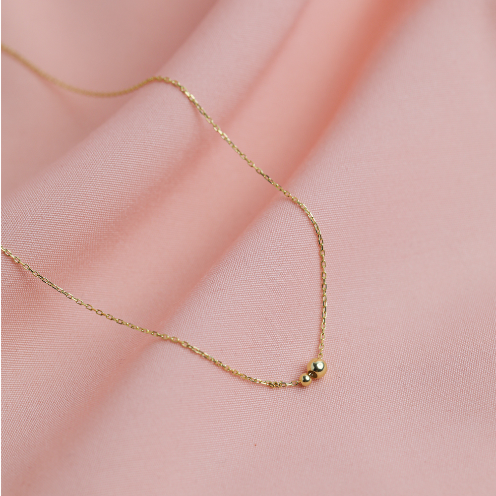 Modern Plain Ball Design Charm Necklace